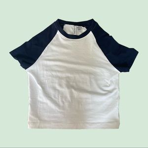 H&M navy blue and white baseball tee (cropped)